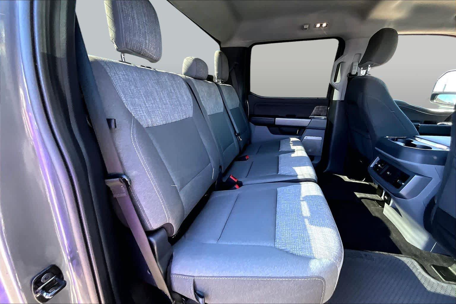 Used 2024 Ford F250 XLT w/ XLT Premium Package AWD/4WD image 20