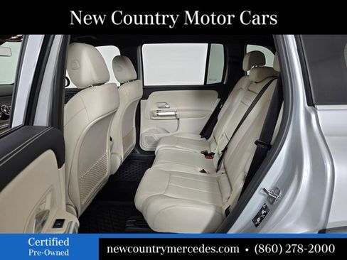 Certified 2023 Mercedes-Benz GLB 250 4MATIC image 18