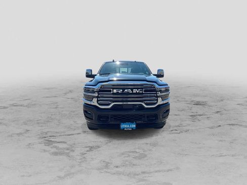 New 2026 RAM 3500 Laramie AWD/4WD image 3
