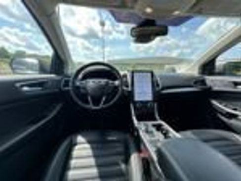 Used 2023 Ford Edge SEL w/ Convenience Package AWD/4WD image 16