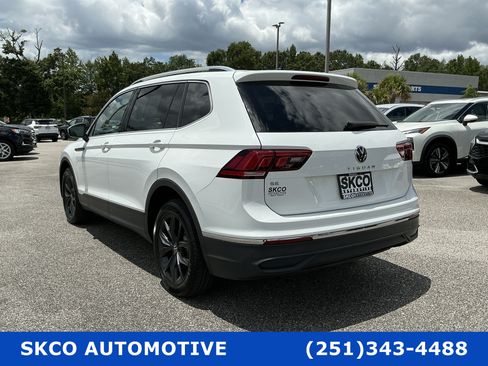 Used 2024 Volkswagen Tiguan SE FWD image 4