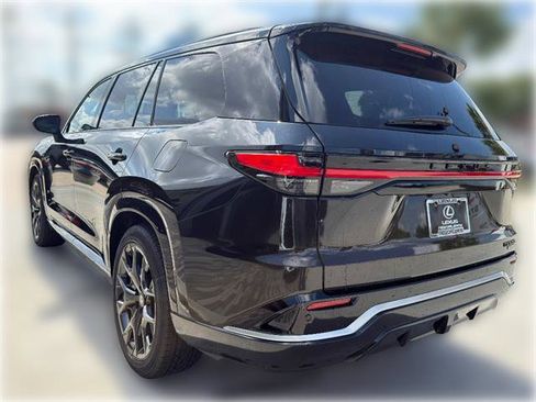 New 2026 Lexus TX 500h AWD image 6