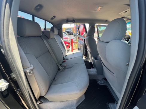 Used 2011 Toyota Tacoma PreRunner w/ TRD Off-Road Pkg w/JBL Audio RWD image 31