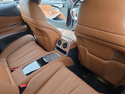 Used 2019 Mercedes-Benz S 560 4MATIC Coupe image 11