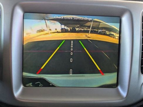 Used 2017 Jeep Compass Latitude w/ Popular Equipment Group image 14