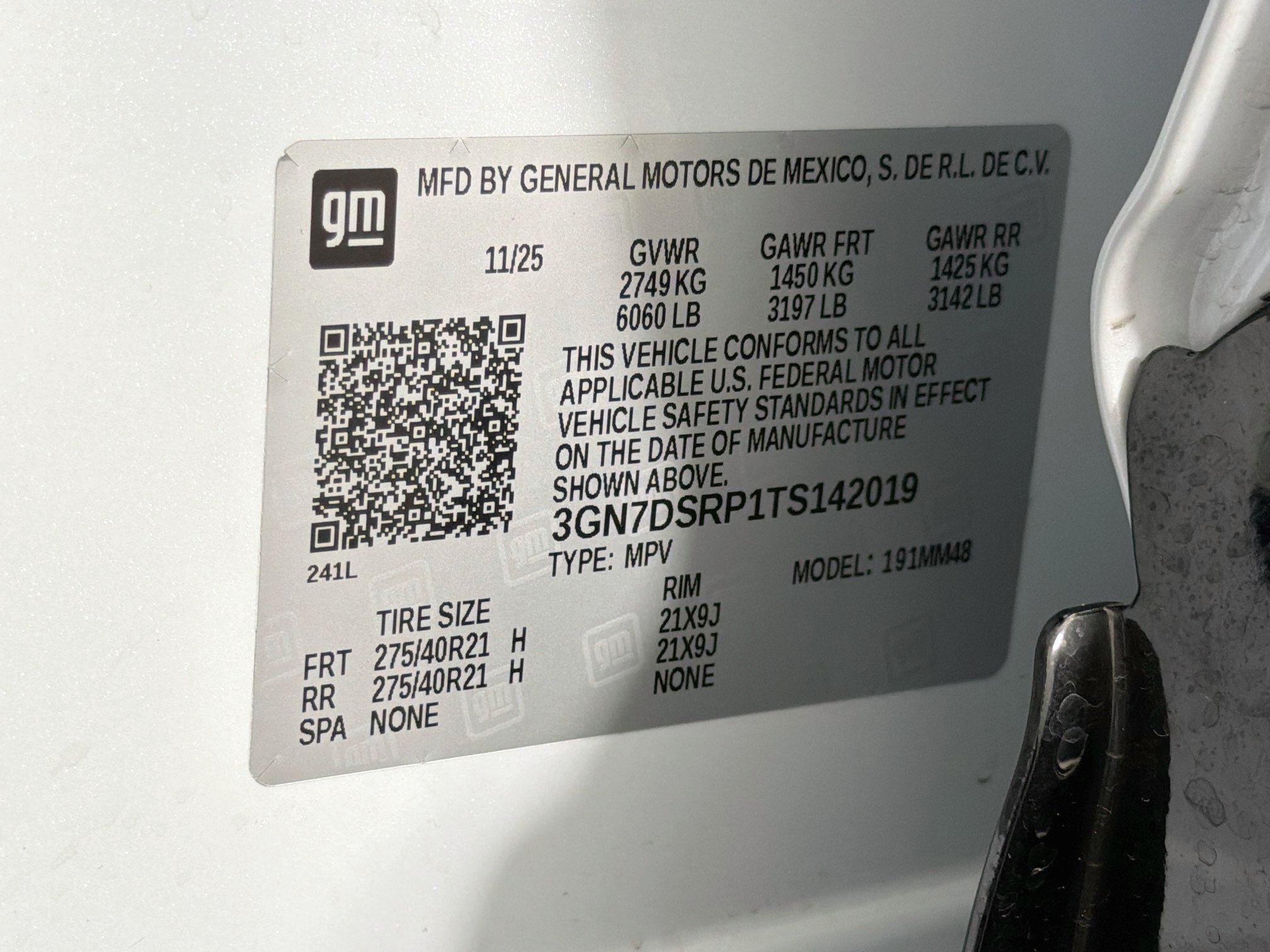 Used 2026 Chevrolet Equinox EV RS FWD image 12