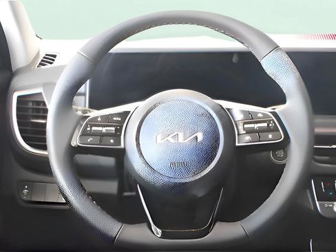 New 2026 Kia Seltos SX image 23