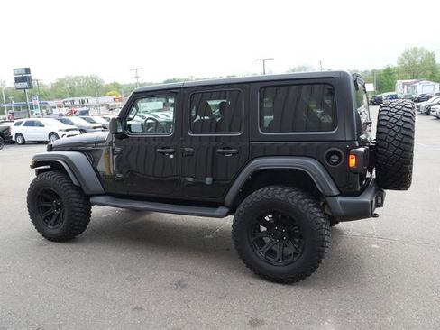 Used 2021 Jeep Wrangler Unlimited Sport AWD/4WD image 9