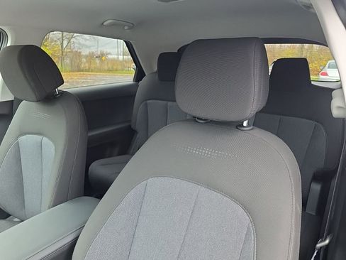 Used 2025 Hyundai Ioniq 5 SE image 16