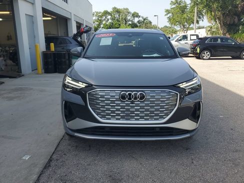 Certified 2023 Audi Q4 e-tron Prestige w/ 20" Wheel Package AWD/4WD image 10
