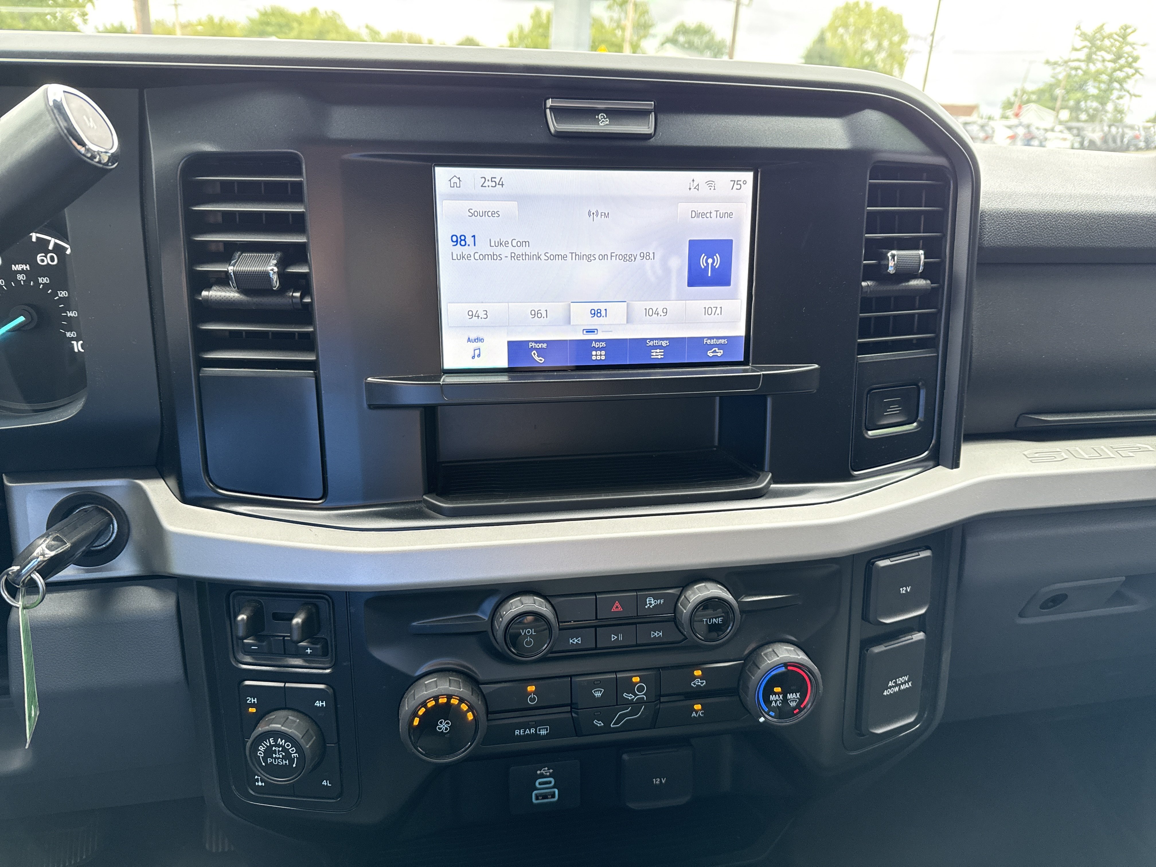 Used 2026 Ford F250 XLT w/ Tremor Off-Road Package AWD/4WD image 22