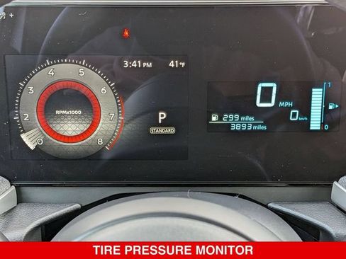 Certified 2025 Nissan Kicks SV AWD/4WD image 22