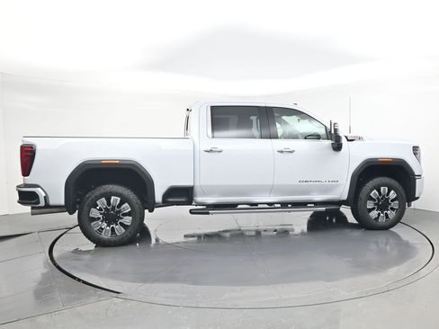 New 2026 GMC Sierra 3500 Denali w/ Technology Package image 6