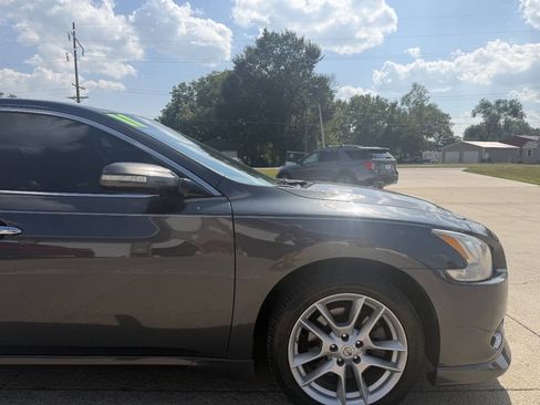 Used 2011 Nissan Maxima 3.5 SV w/ Monitor Pkg FWD image 6