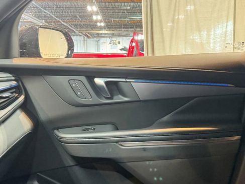 New 2025 Buick Enclave Sport Touring w/ Power Package image 40