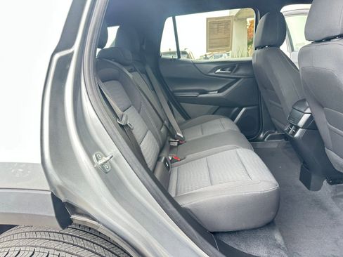 Used 2025 Chevrolet Equinox LT image 39