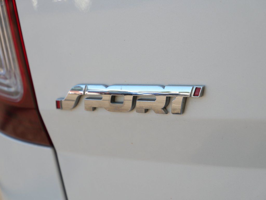 Used 2015 Ford Explorer Sport w/ Equipment Group 401A AWD/4WD image 9