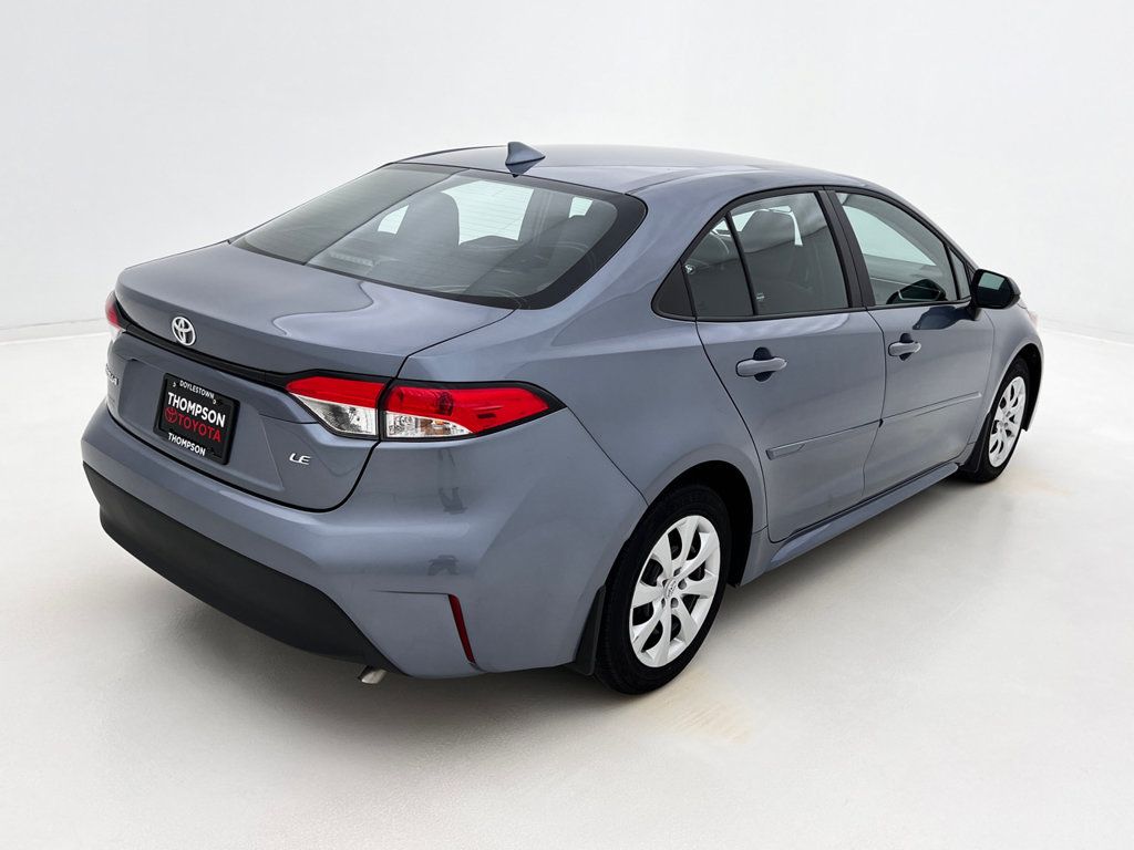 Used 2025 Toyota Corolla LE FWD image 7