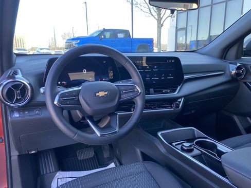 Used 2026 Chevrolet Equinox LT image 34