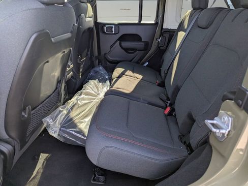 New 2026 Jeep Wrangler Unlimited Rubicon w/ Safety Group image 8