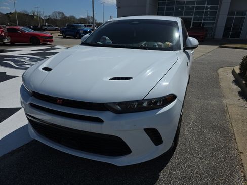 Used 2023 Dodge Hornet GT image 8