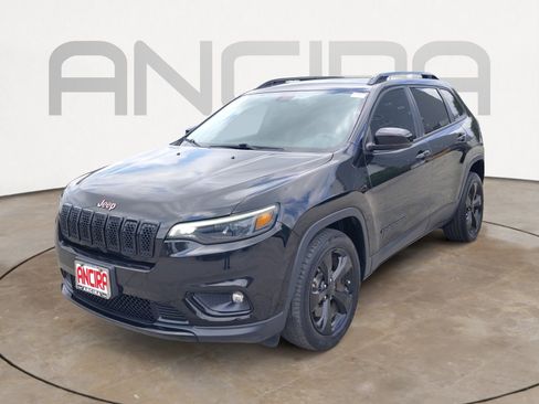 Used 2020 Jeep Cherokee Latitude Plus FWD image 7