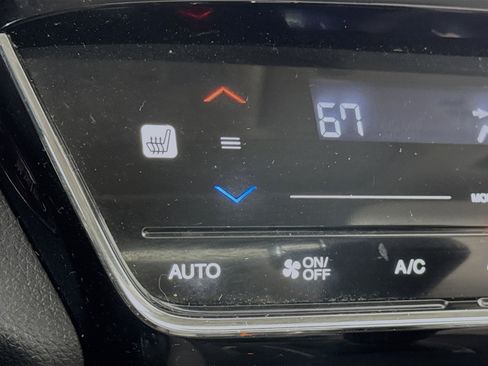 Certified 2017 Honda HR-V EX-L image 20