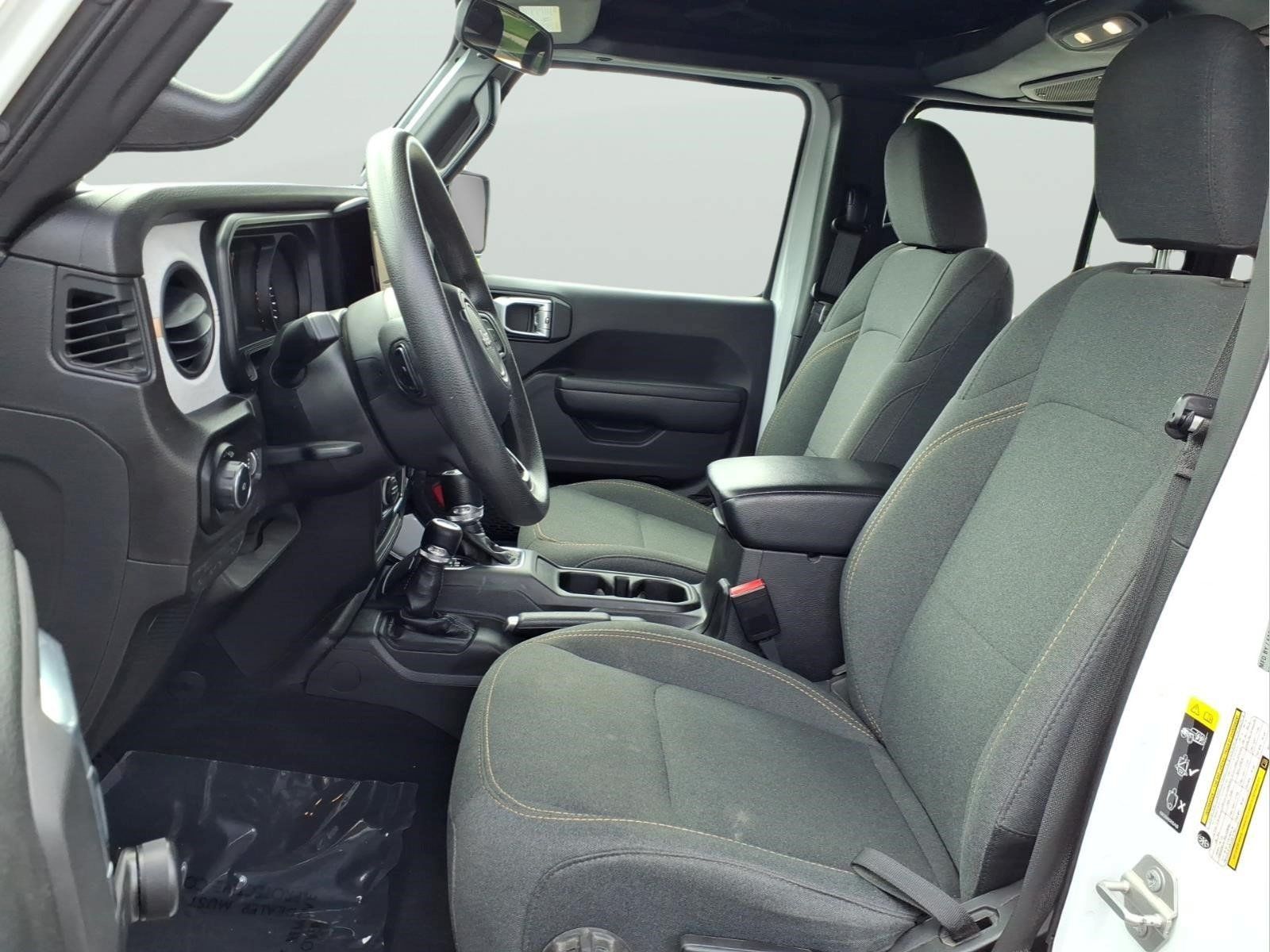 Used 2024 Jeep Wrangler Unlimited Sport AWD/4WD image 14