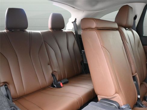 Certified 2024 Acura MDX SH-AWD w/ Technology Package image 23