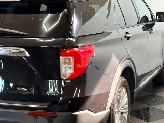 Used 2021 Ford Explorer Limited w/ Hybrid Equipment Group 310A AWD/4WD image 11