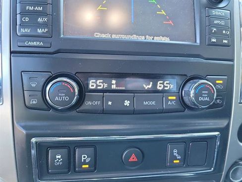 Used 2018 Nissan Titan PRO-4X image 14