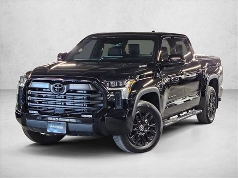 Used 2025 Toyota Tundra Limited image 1