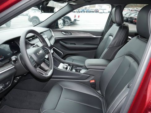 New 2026 Jeep Grand Cherokee Limited image 2