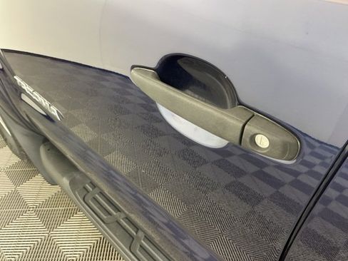 Used 2013 Toyota Tacoma PreRunner image 10