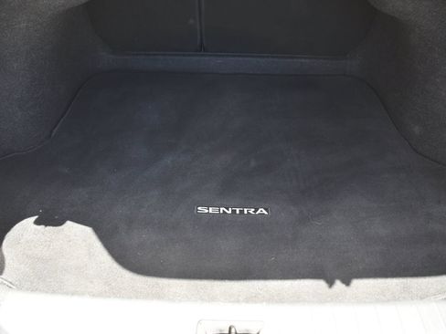 Used 2021 Nissan Sentra S FWD image 29