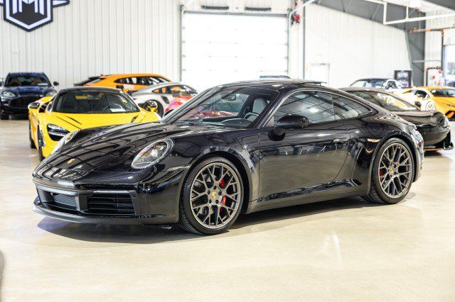 Used 2021 Porsche 911 Carrera S RWD image 2