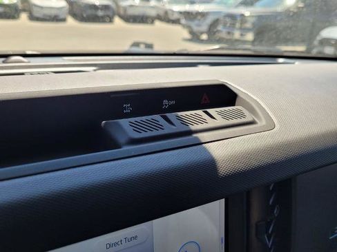 New 2025 Ford Bronco 4-Door image 18