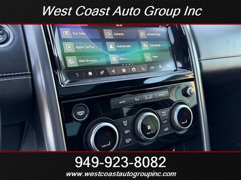 Used 2020 Land Rover Discovery HSE image 26