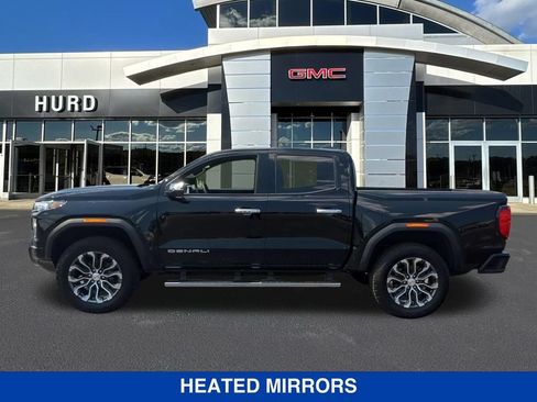 Used 2025 GMC Canyon Denali AWD/4WD image 8
