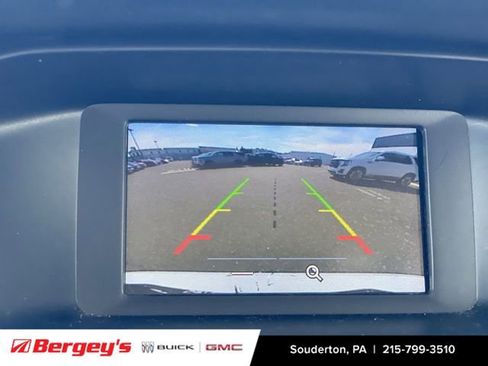 Used 2018 Ford Focus SE image 17