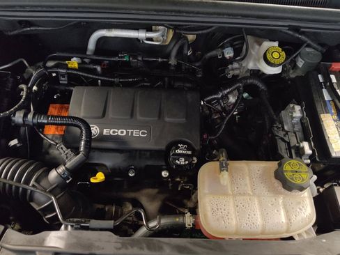 Used 2018 Buick Encore Preferred image 30