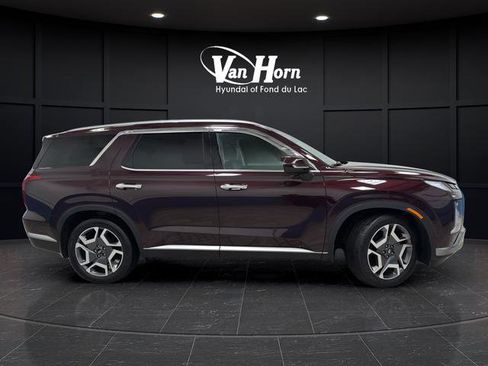 Used 2024 Hyundai Palisade SEL image 2