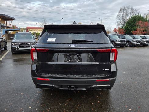 New 2026 Ford Explorer ST-Line AWD/4WD image 6
