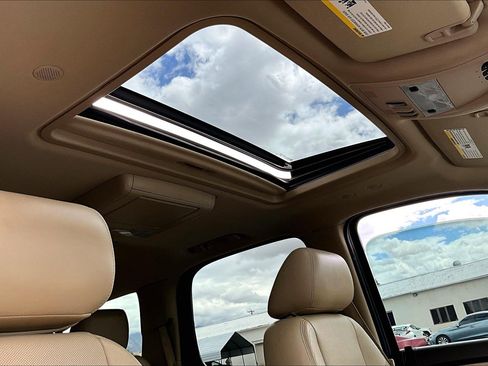 Used 2013 GMC Yukon Denali AWD/4WD image 16