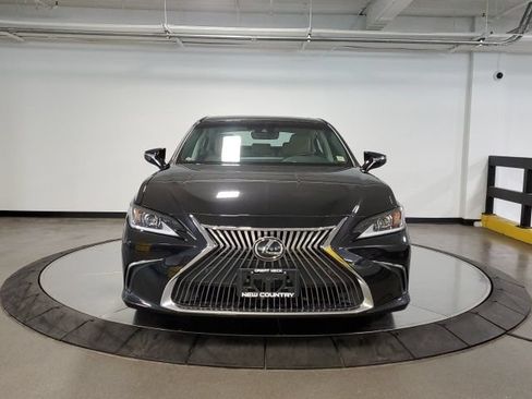 Used 2021 Lexus ES 250 w/ Premium Package AWD/4WD image 2