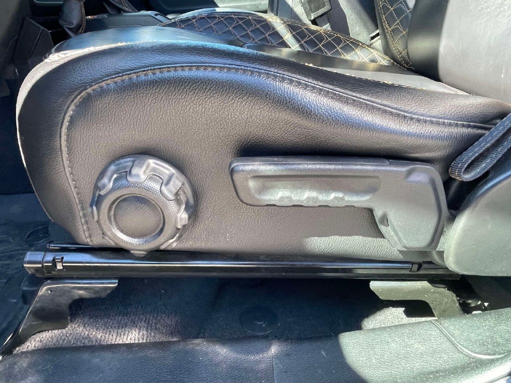 Used 2021 Jeep Gladiator Overland AWD/4WD image 18
