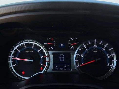Used 2016 Toyota 4Runner Trail Premium w/ Convenience Package AWD/4WD image 11