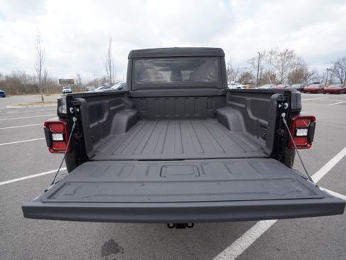 New 2026 Jeep Gladiator Rubicon image 15