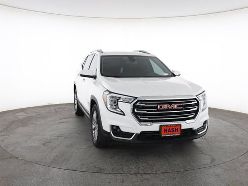 Used 2022 GMC Terrain SLT FWD image 3