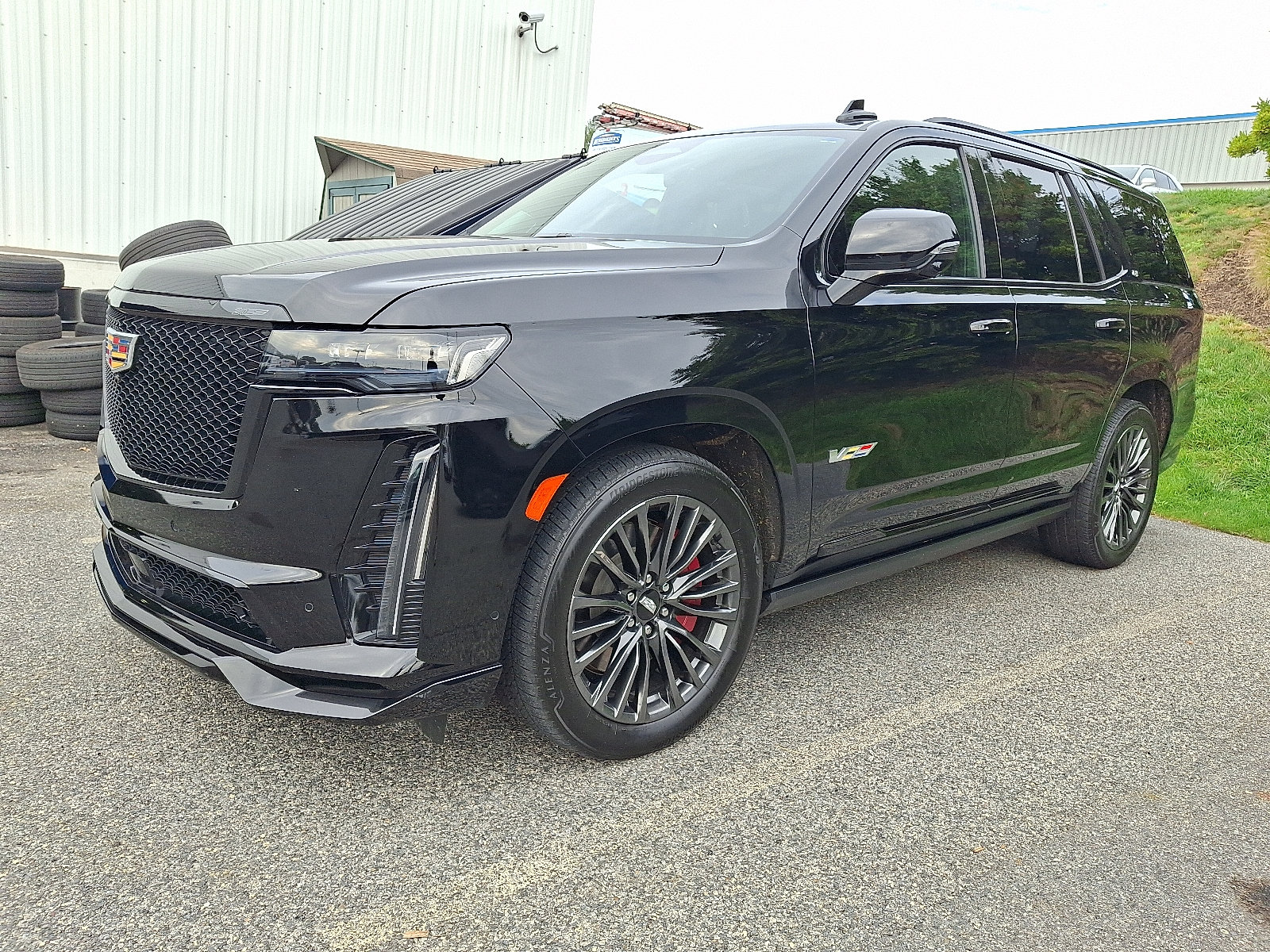 Certified 2024 Cadillac Escalade V AWD/4WD image 3